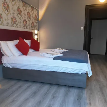 Akman 2* Kusadası