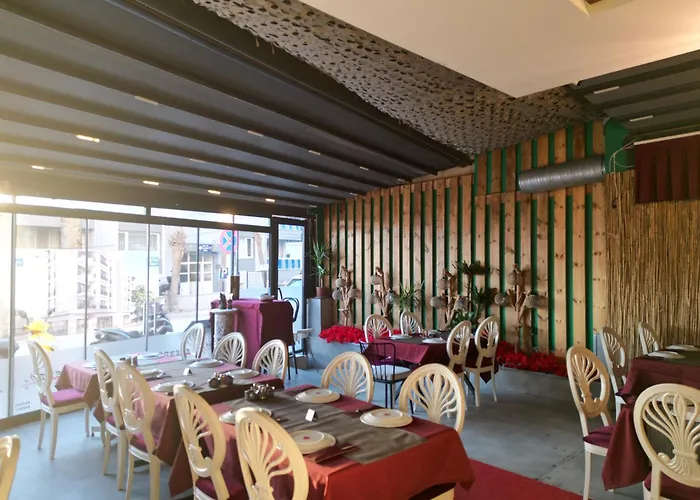 Akman فندق كوشاداسيه